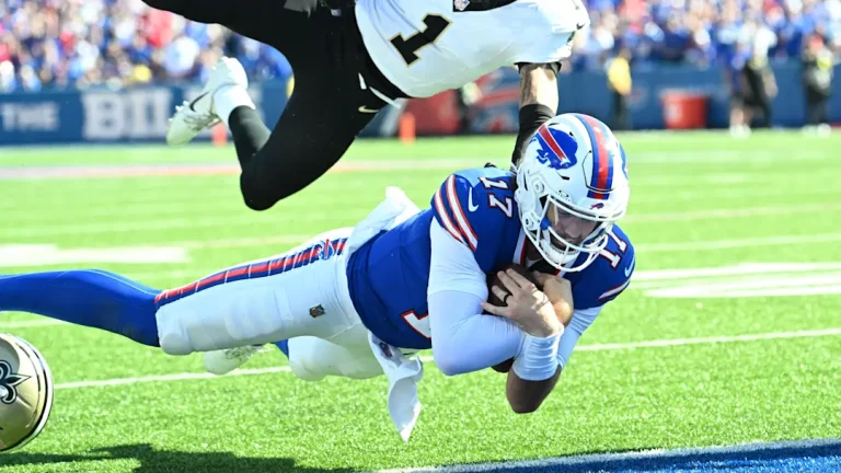 Bills Advance to 4-0